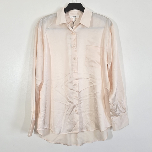 NWT LBLC the Label Smith Ivory Button Up Blouse Medium - Picture 2 of 9